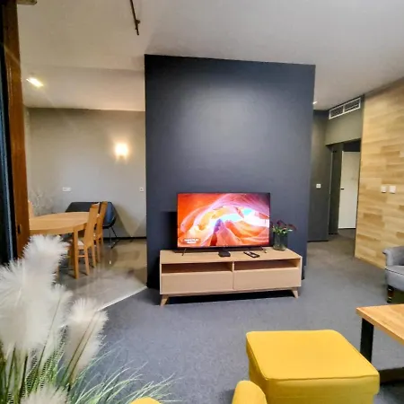 Kolejowa Komfort Z Parkingiem * Varsavia